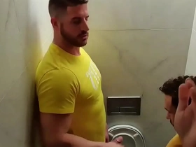 Banheirão dos ursinhos delícia china gay sleep porn