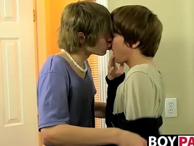 Super cute twink cums hard while getting his ass dicked chinese gay accompanying porn