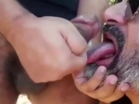 Dois suspeitos acabaram enrabando o policial no mato, com diego maldonato e social sem camisa sg malay gay porn