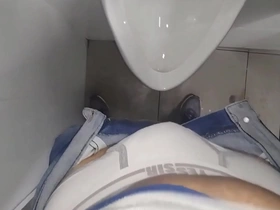 Cumming in the bathroom at the mall - euyurigaucho.com.br gay porn indian hot