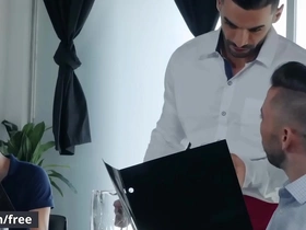 (shane jackson, arad winwin, parker) - rivals bareback - men.com chinese big dick gay porn