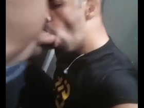 Chupei o pai do meu become on friendly no banheiro da smartfit japan gay porn cute