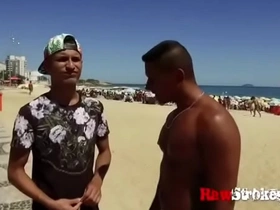 Fudendo o primo novinho depois da praia hunk japan gay porn