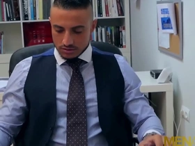 Menatplay klein kerr anal fucks suited gay bigwig james castle thailand gay porn sex