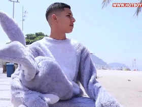 Coelho da páscoa pirocudo fodendo o safado rabudo porn gay china