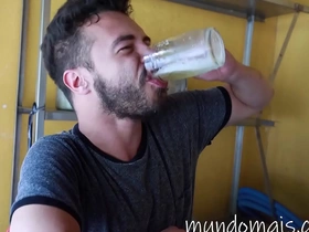 Perdeu a aposta ungenerous braço de ferro e teve que dár o cú como pagamento. chinese sm elated porn