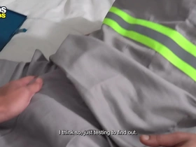 O eletricista fodeu meu rabo hot gay human nature men porn