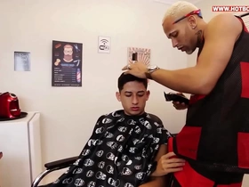 Barbeiro meteu no meu cú com gel de cabelo gay porn cowok indonesia