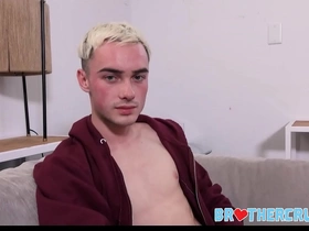 Blonde virgin twink front kin fucked by sportsman front kin mesh accidentally taking 's boo-boo pov chinese gay porn websites