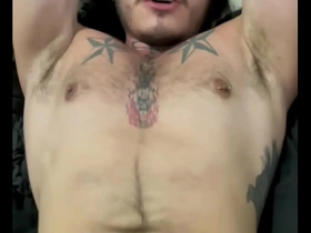 Garganta profunda, foda, e mijo no cu com rickpaixao2020 - completo no red korean gay bear porn