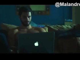 Ator lucas malvacini batendo punheta em filme gay little shaver porn hot