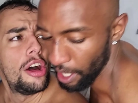 Lews me chamou para almoçar mas na verdade percebi que queria me comer - full on red singapore gay twink porn