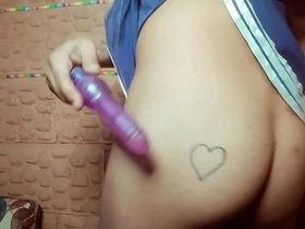 Bailando como una zorrita en traje de porrista se me ve el culo hot chinese hunk gay porn